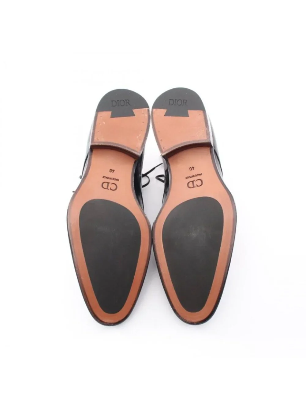 Christian Dior slight signs